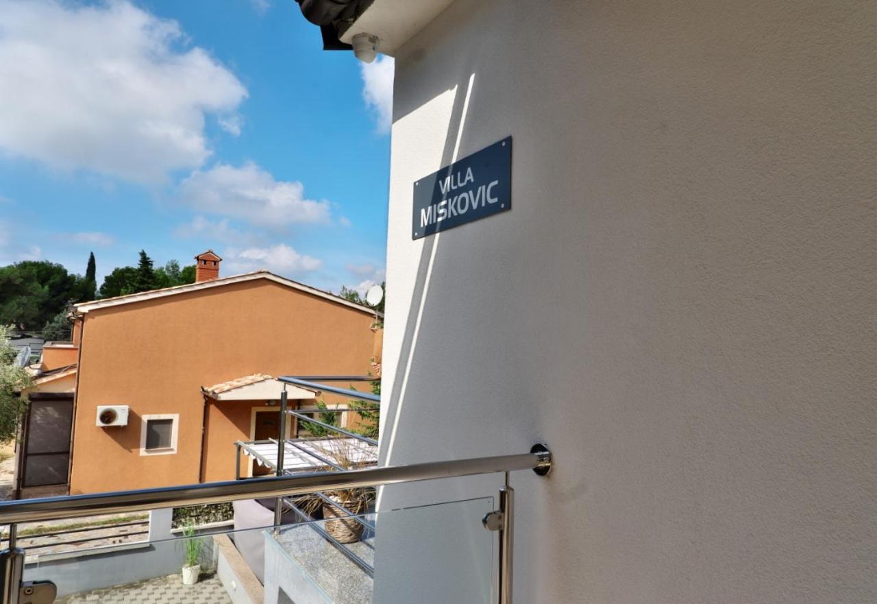 Villa Miskovic Banjole Exterior photo